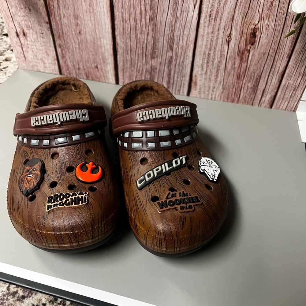 SOLD ❤️ Star Wars Chewbacca Crocs